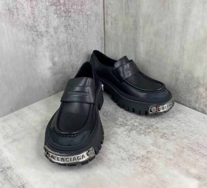 Balenciaga 25SS Tractor Loafers
