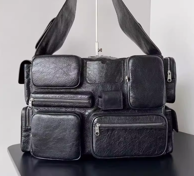 Balenciaga Superbusy Bag