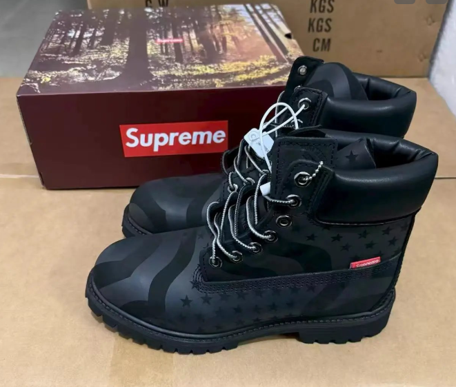 Supreme x Timberland Stars & Stripes Black Colorway