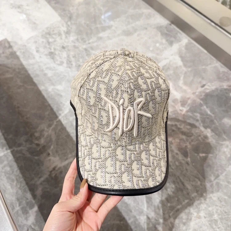 Beige and black Dior Oblique baseball cap