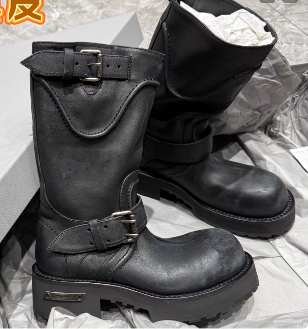 Balenciaga Venom Regular Boots